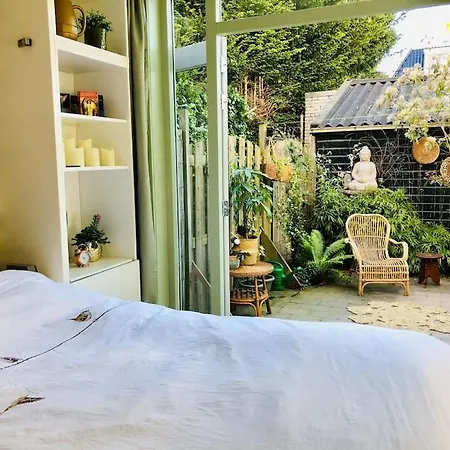 Apartment Unique Secret Garden *